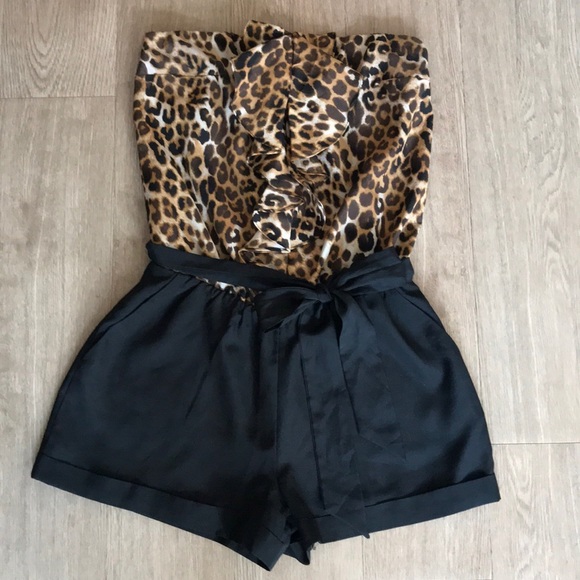 Express Pants - Express leopard romper. Size Small.